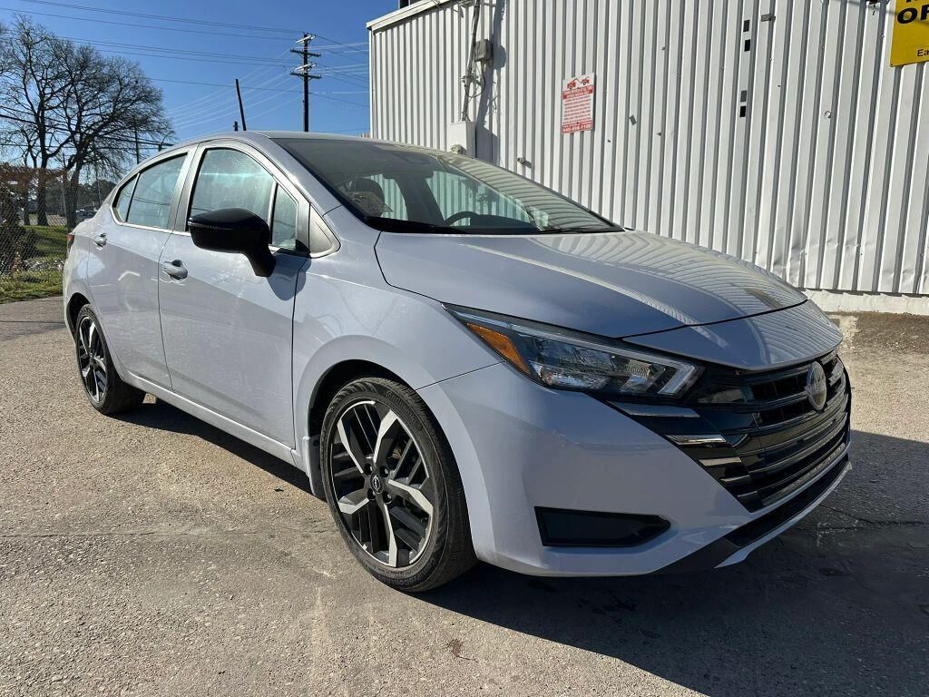 2025 NISSAN Versa