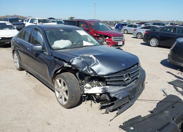 2014 MERCEDES-BENZ C-Class