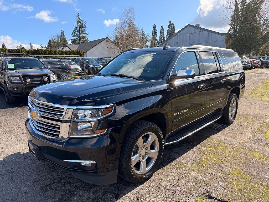 2017 CHEVROLET Suburban