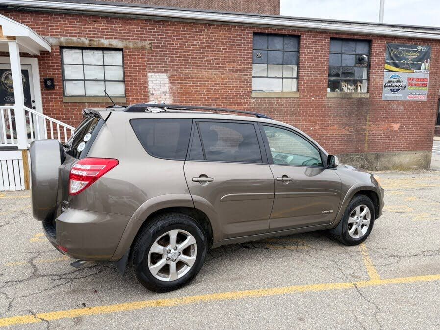 2010 TOYOTA RAV4