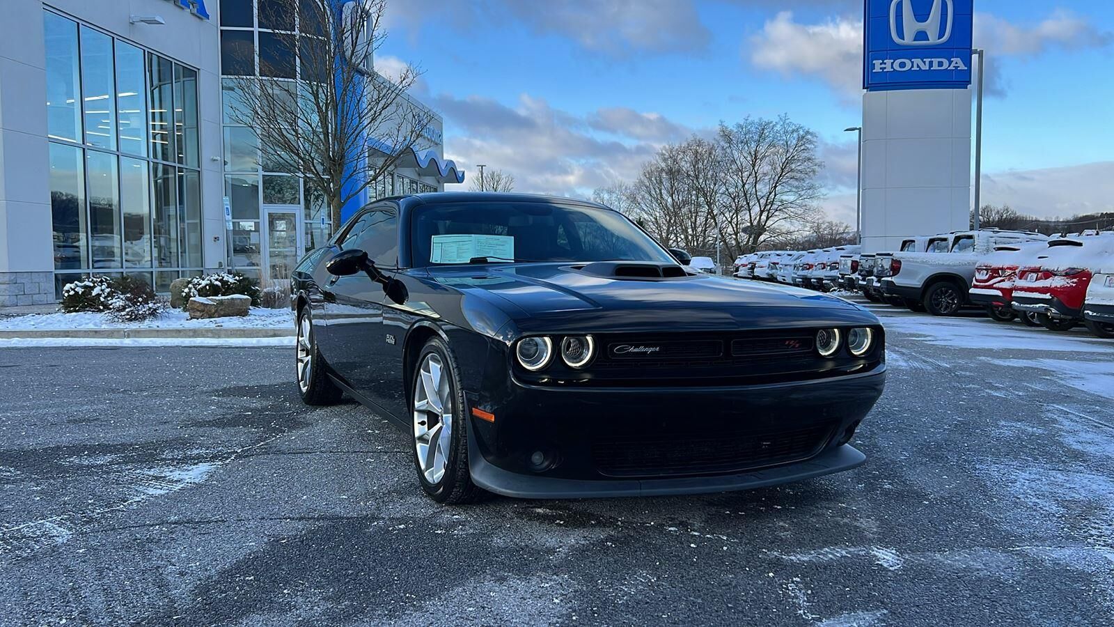 2019 DODGE Challenger