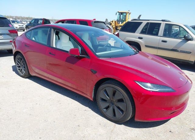 2025 TESLA Model 3