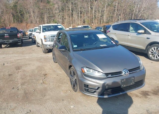 2016 VOLKSWAGEN Golf R