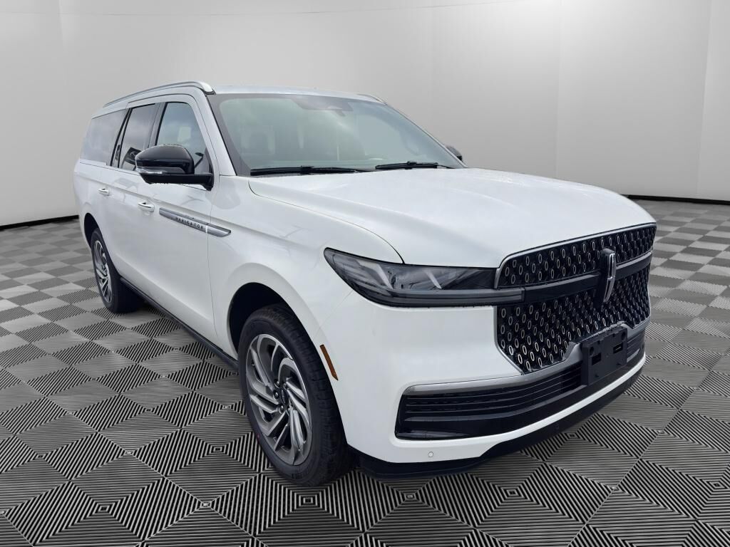 2026 LINCOLN Navigator L