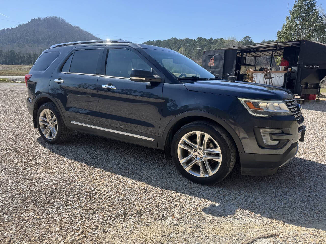2017 FORD Explorer
