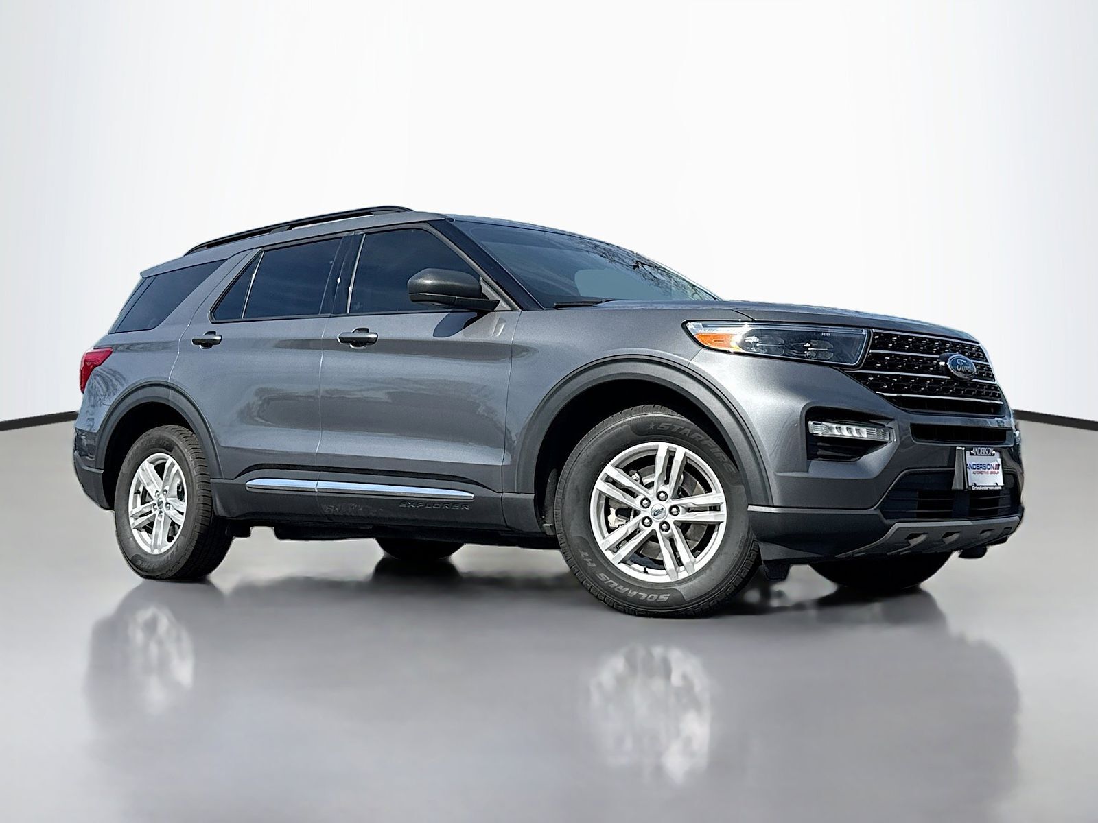 2021 FORD Explorer