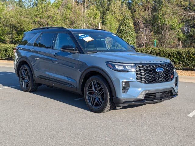 2025 FORD Explorer