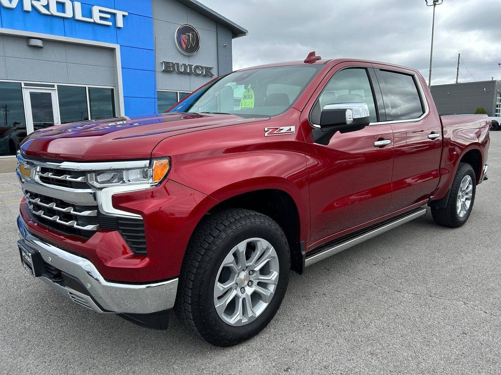 2025 CHEVROLET Silverado