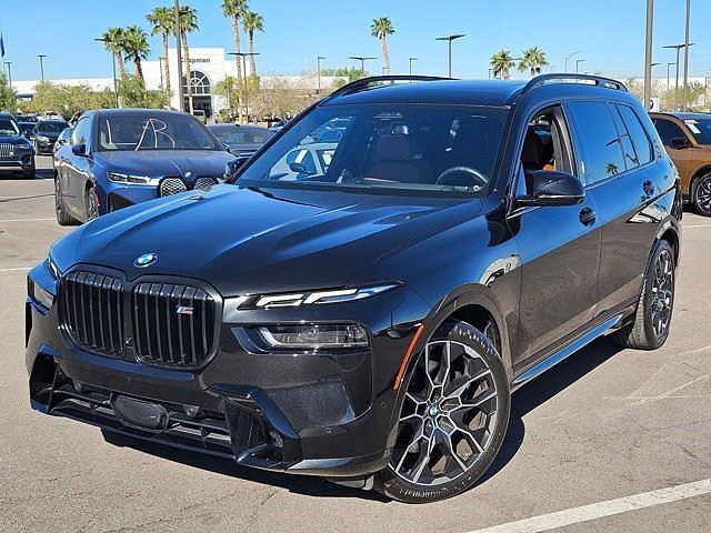 2024 BMW X7