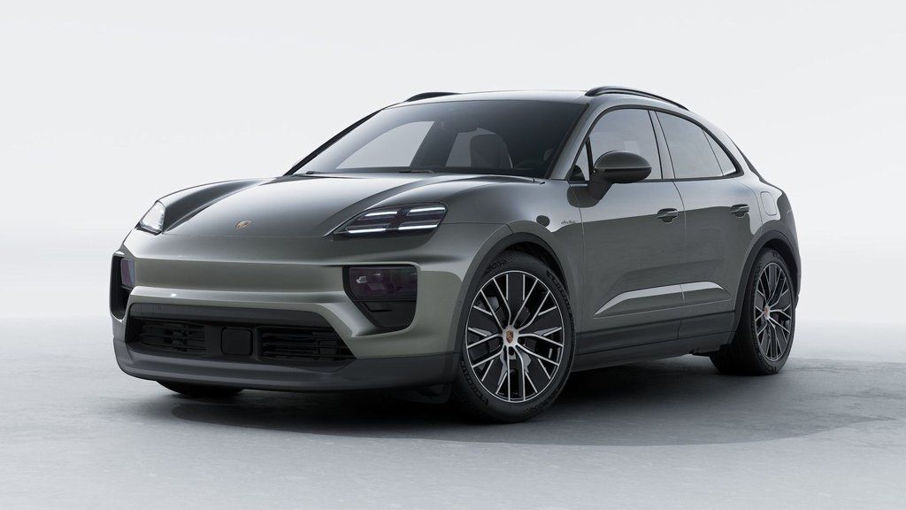 2026 PORSCHE Macan