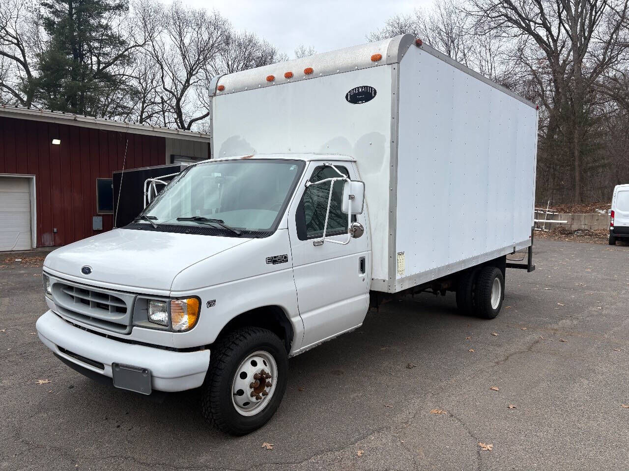 2001 FORD E-450