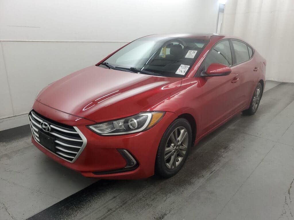 2017 HYUNDAI Elantra