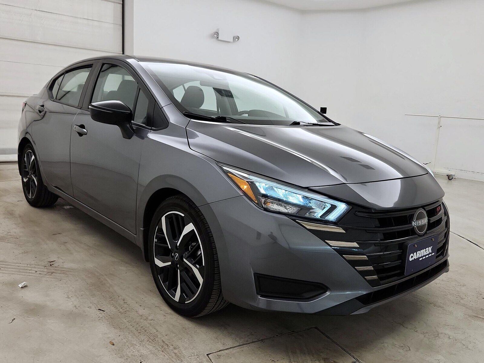 2024 NISSAN Versa