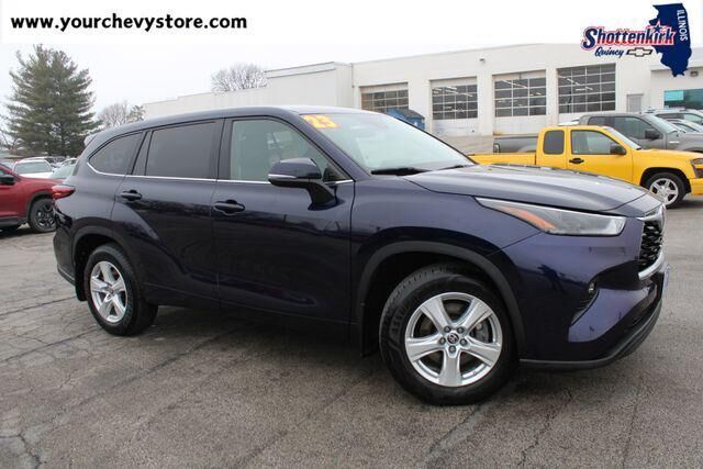 2023 TOYOTA Highlander