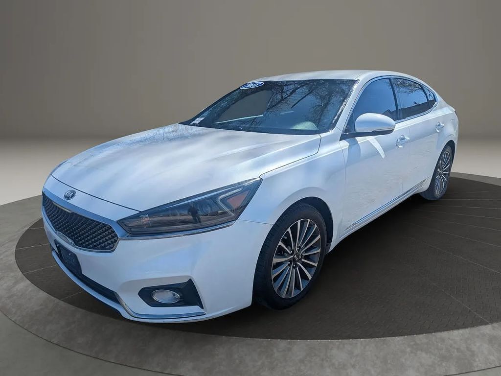 2018 KIA Cadenza