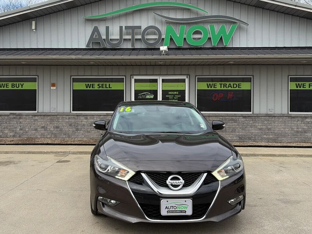 2016 NISSAN Maxima