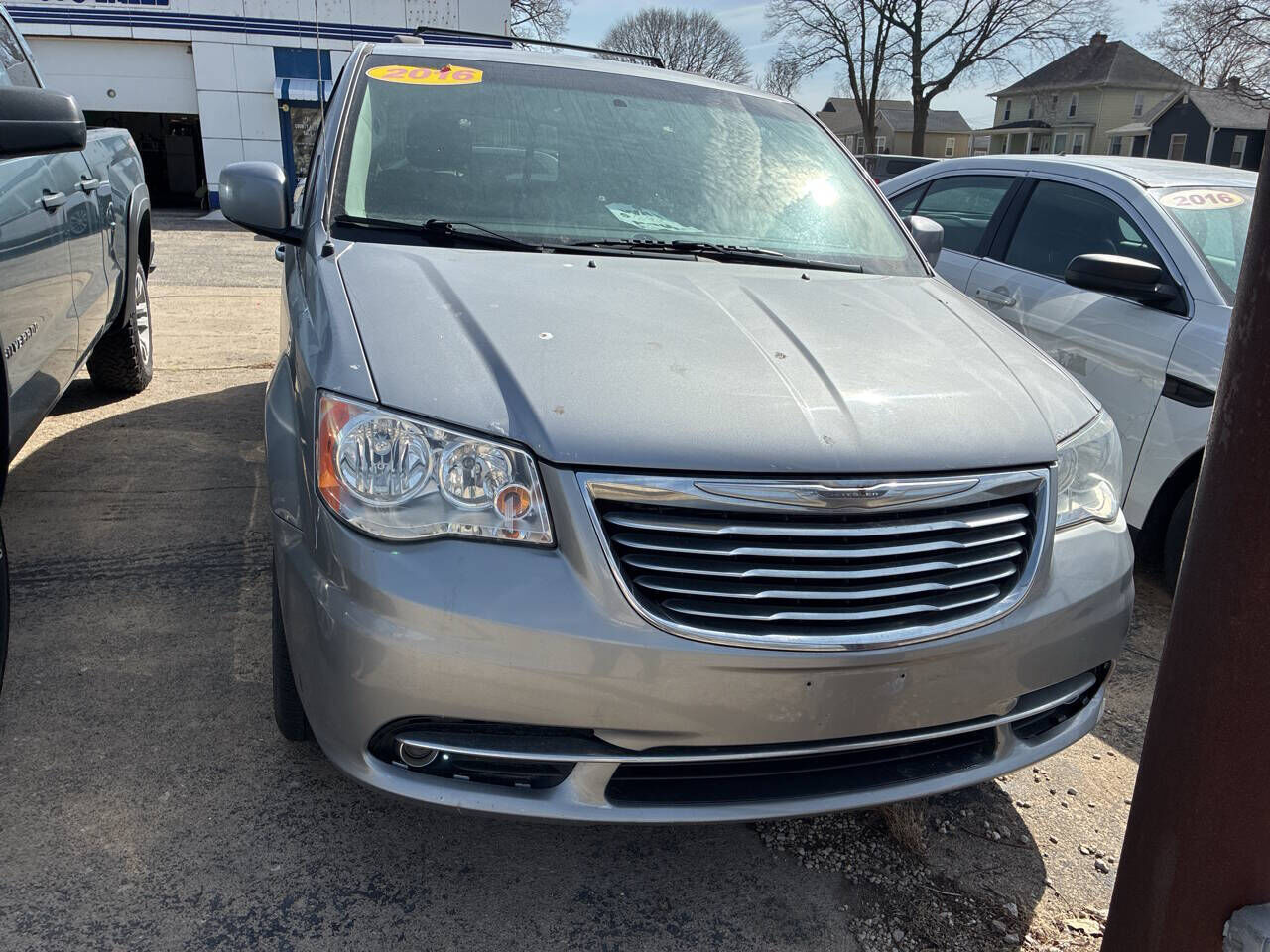 2016 CHRYSLER Town and Country