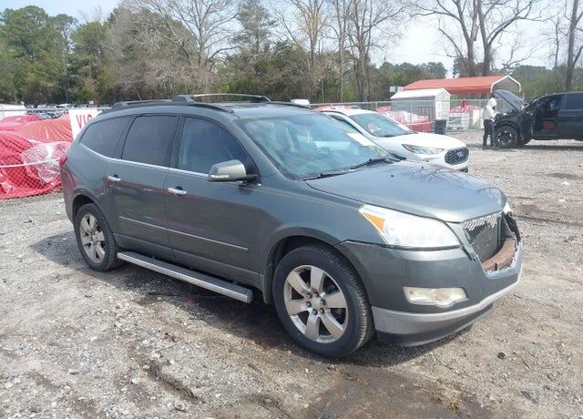 2011 CHEVROLET Traverse