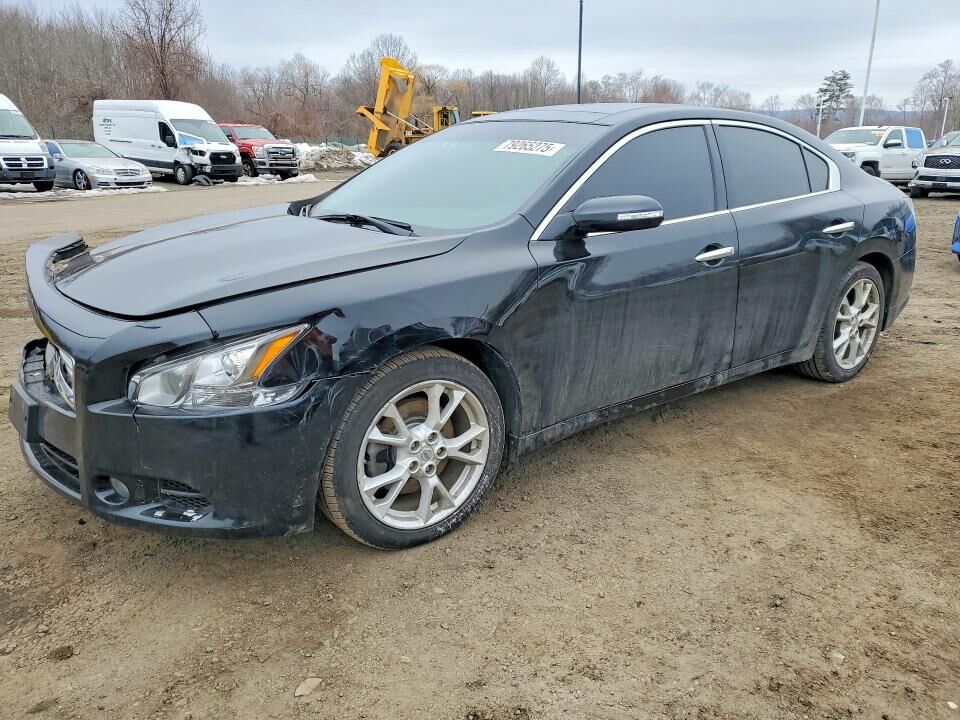 Nissan Maxima