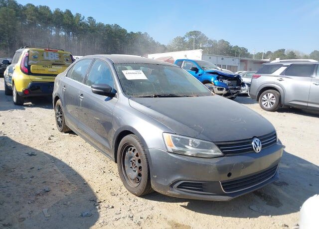 2013 VOLKSWAGEN Jetta