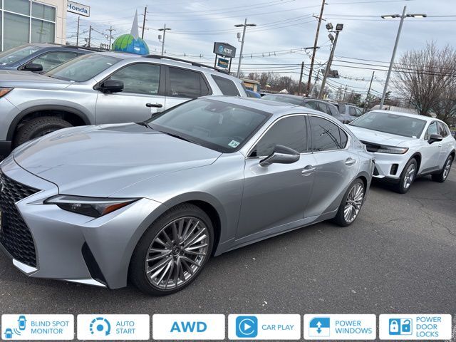 2023 LEXUS IS