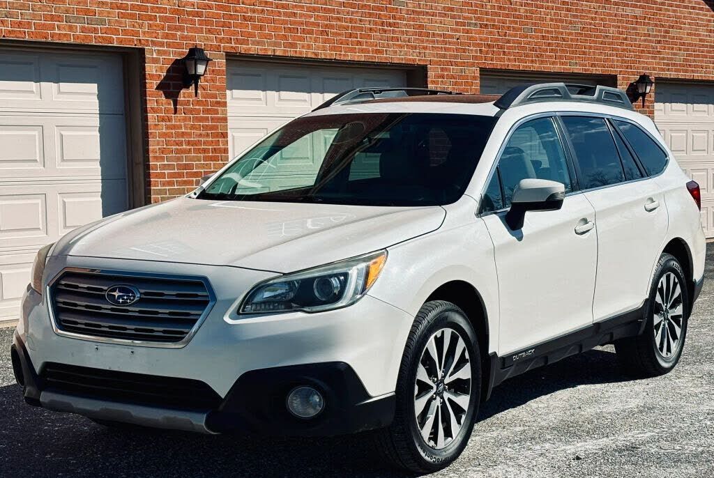 2017 SUBARU Outback