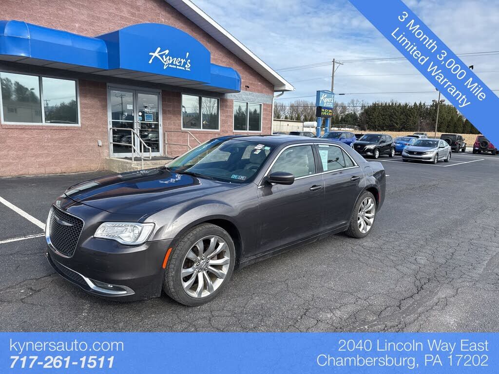 2018 CHRYSLER 300