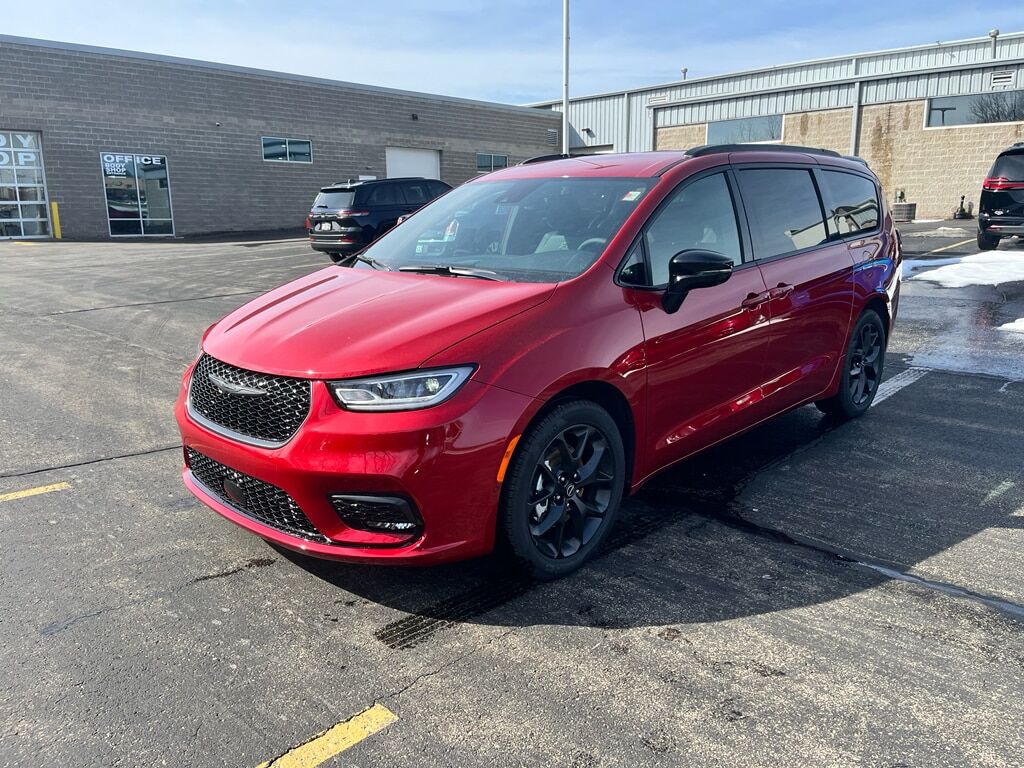 2026 CHRYSLER Pacifica