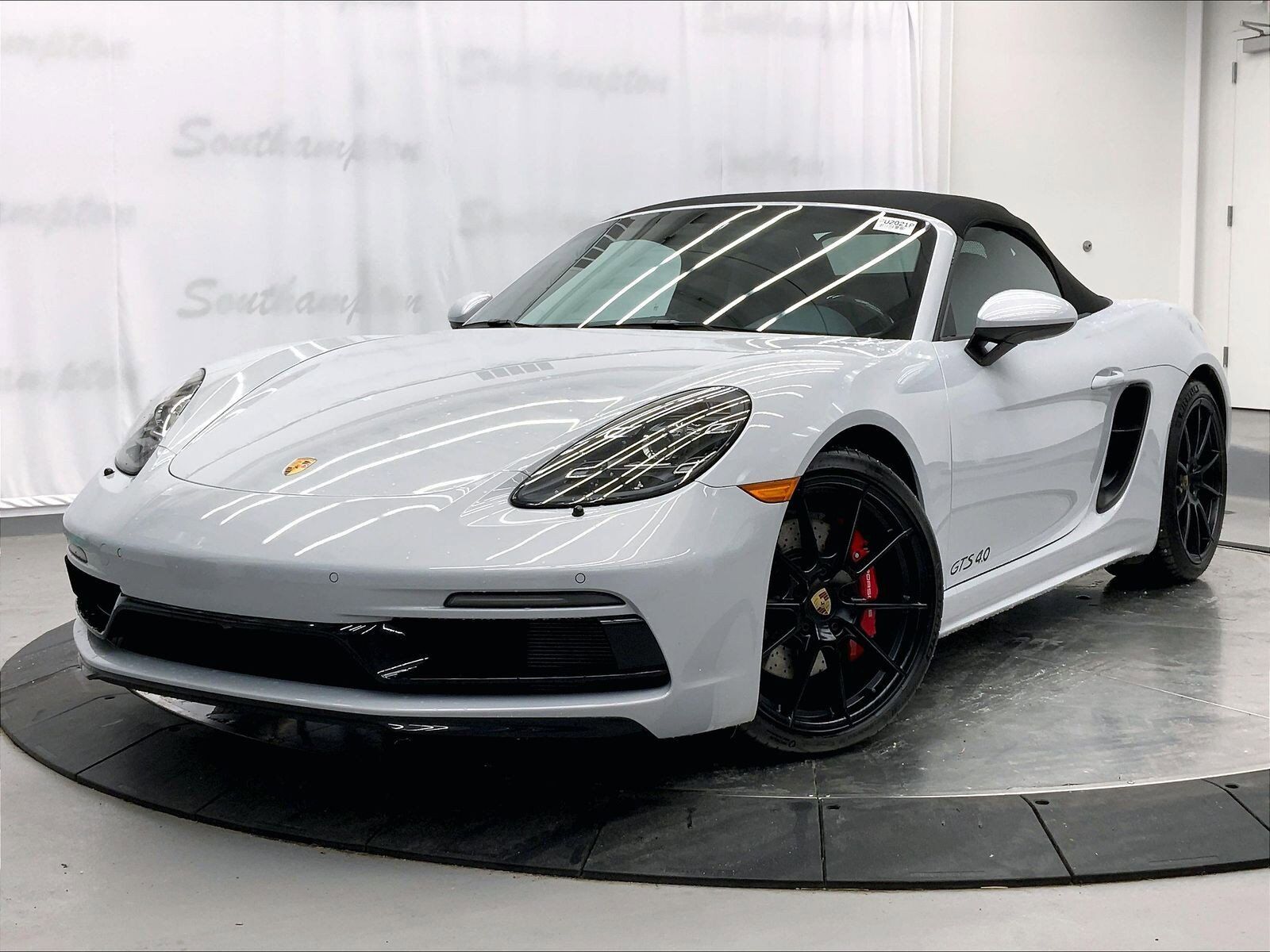 2025 PORSCHE 718