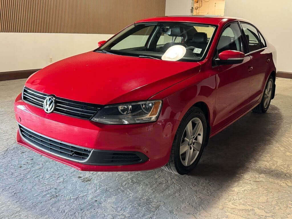 2013 VOLKSWAGEN Jetta