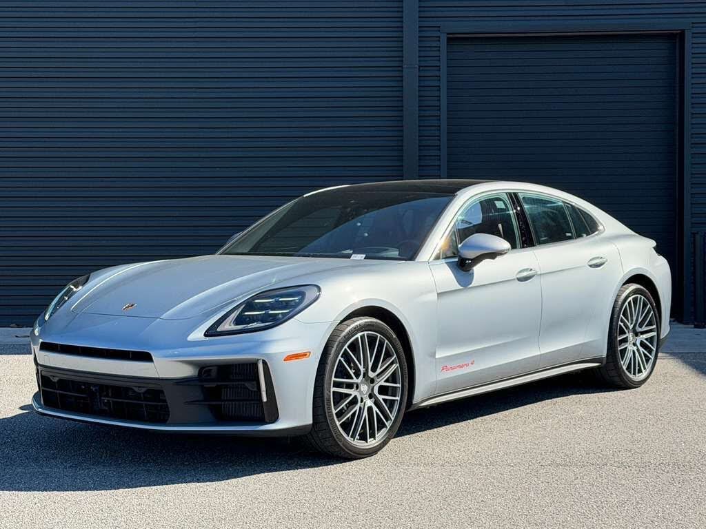 2026 PORSCHE Panamera
