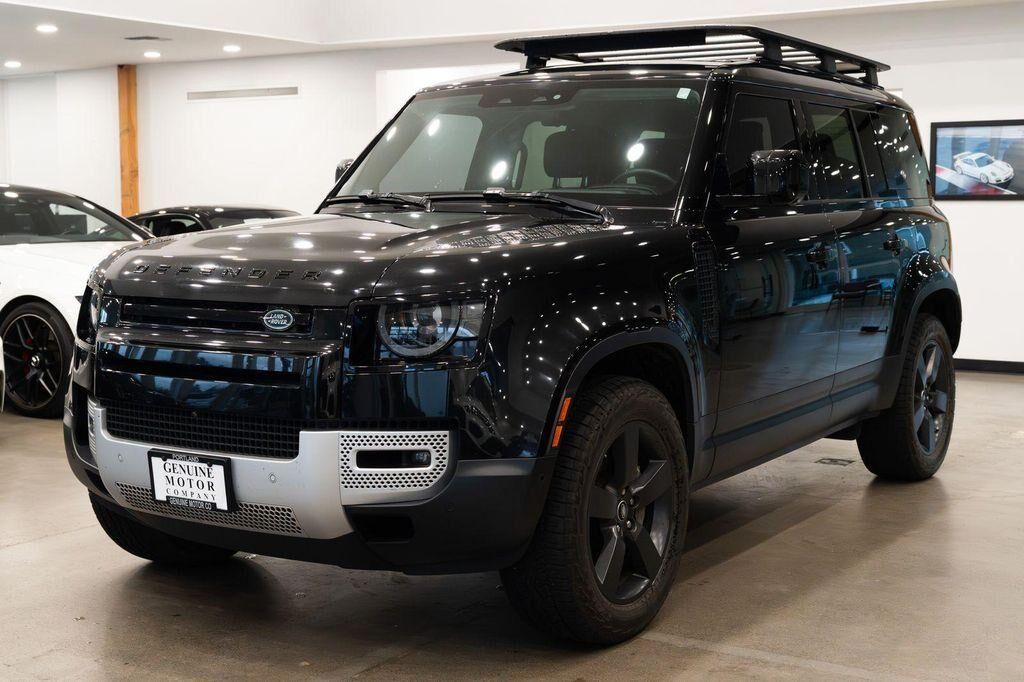 2020 LAND ROVER Defender