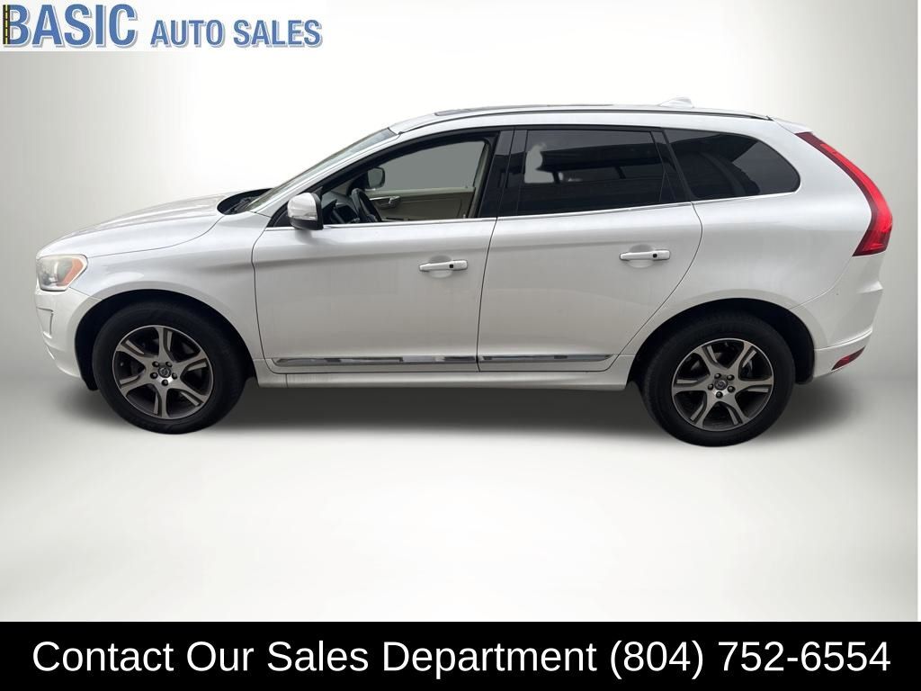 2015 VOLVO XC60