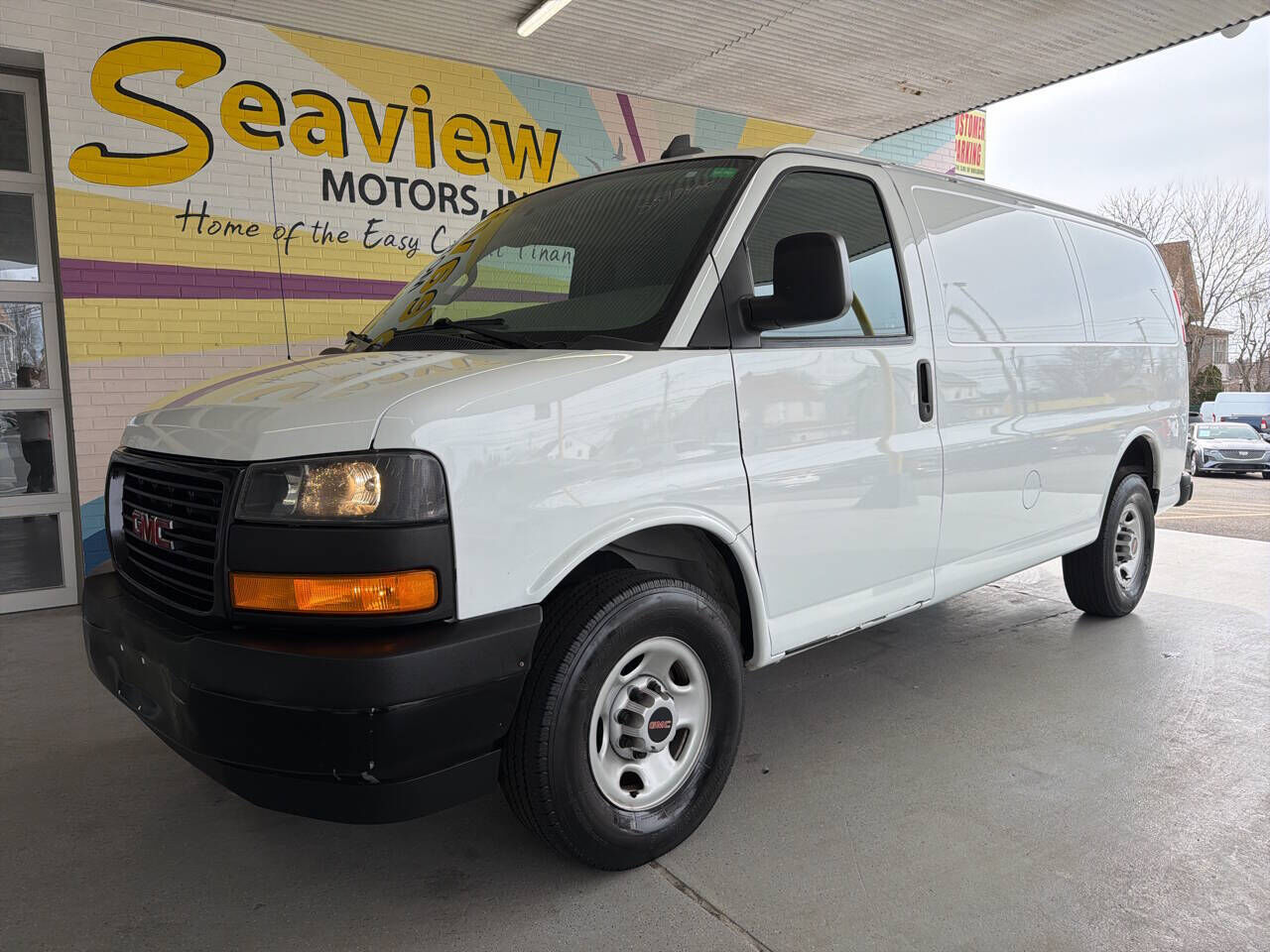2023 GMC Savana