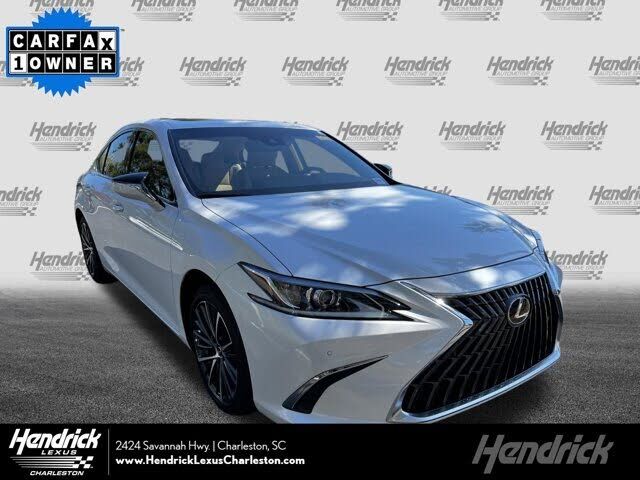2025 LEXUS ES