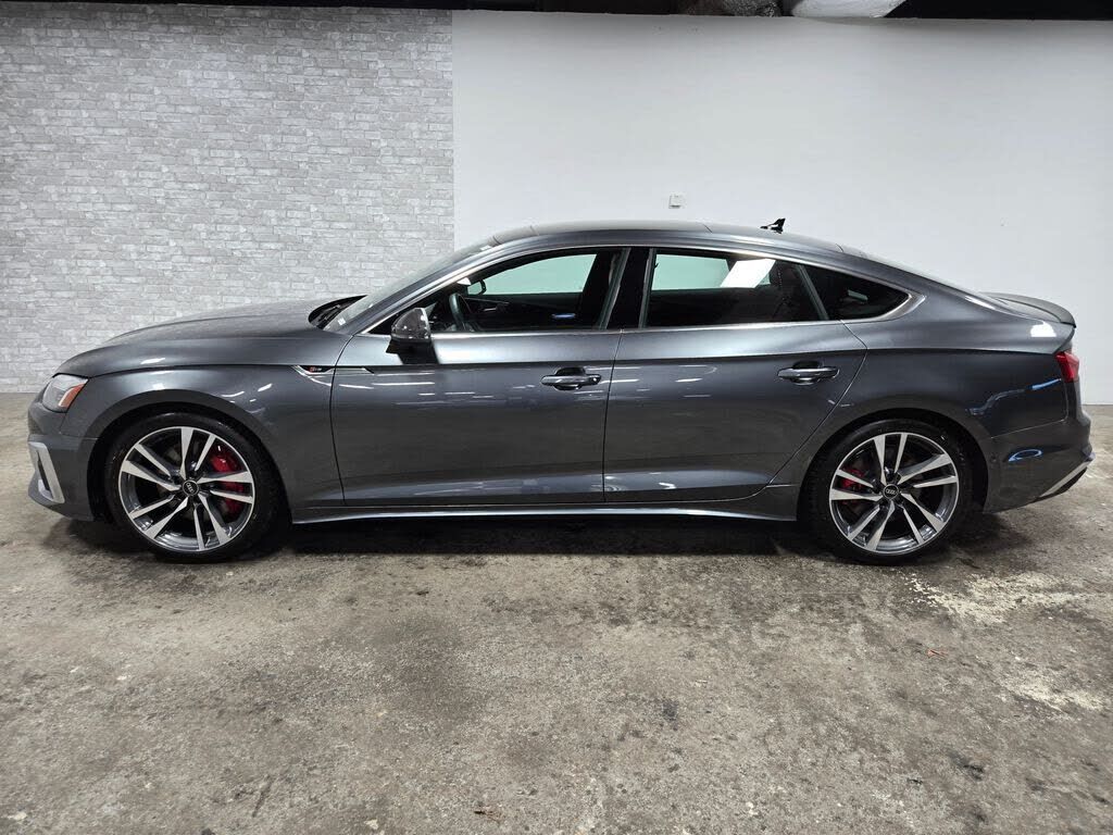 2022 Audi S5