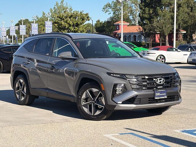 2025 HYUNDAI Tucson