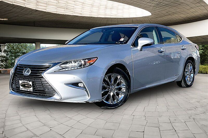 2016 LEXUS ES