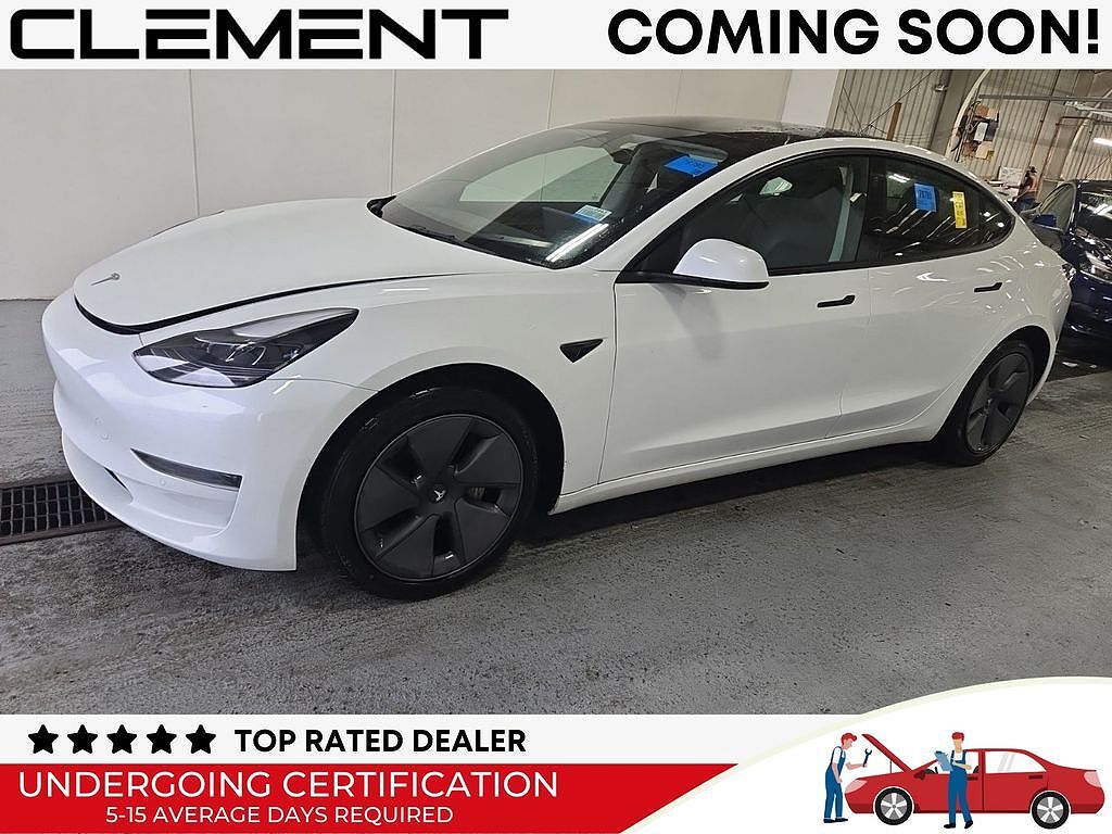 2022 TESLA Model 3