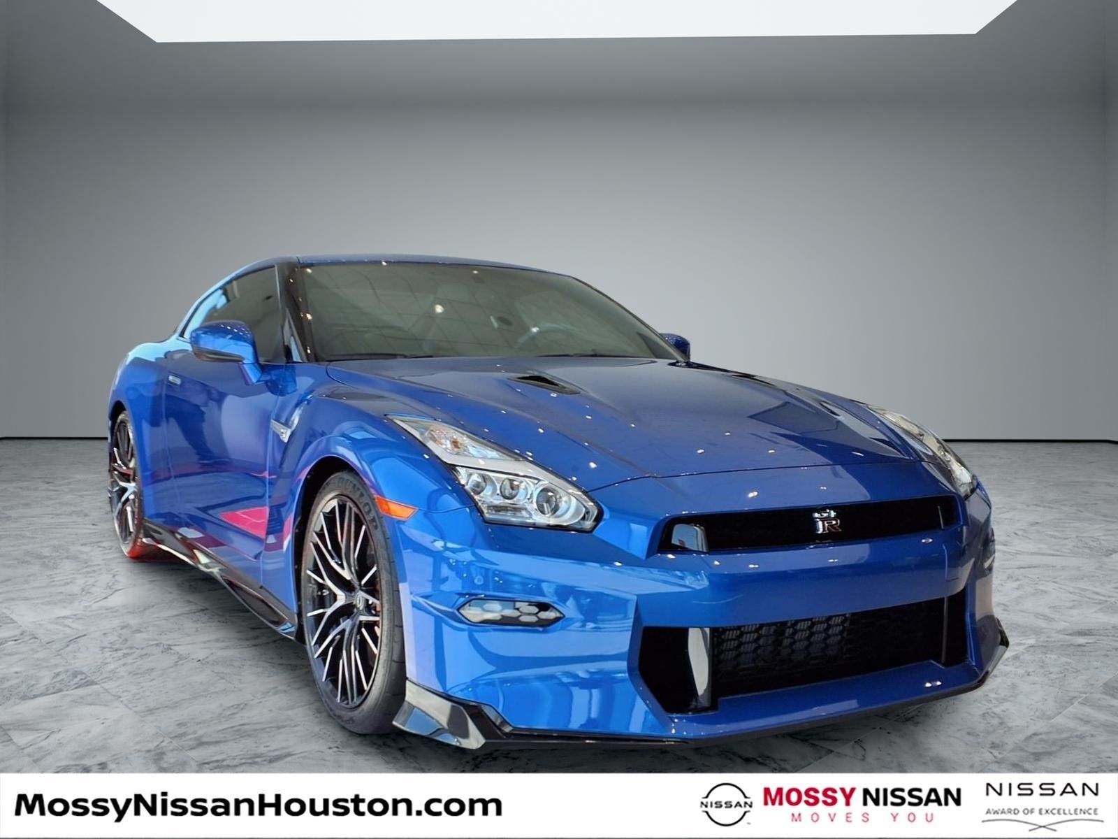 2024 NISSAN GT-R