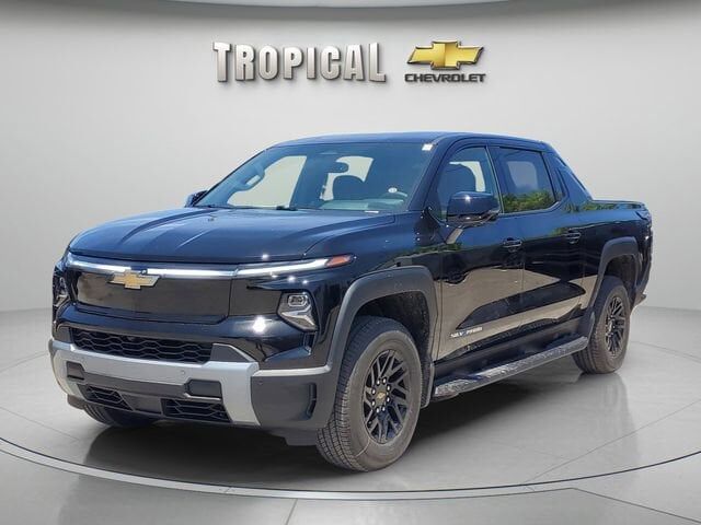 2026 CHEVROLET Silverado EV