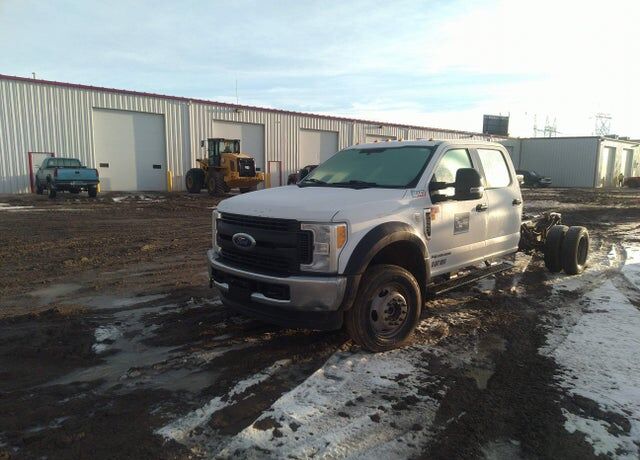 2017 FORD F-550