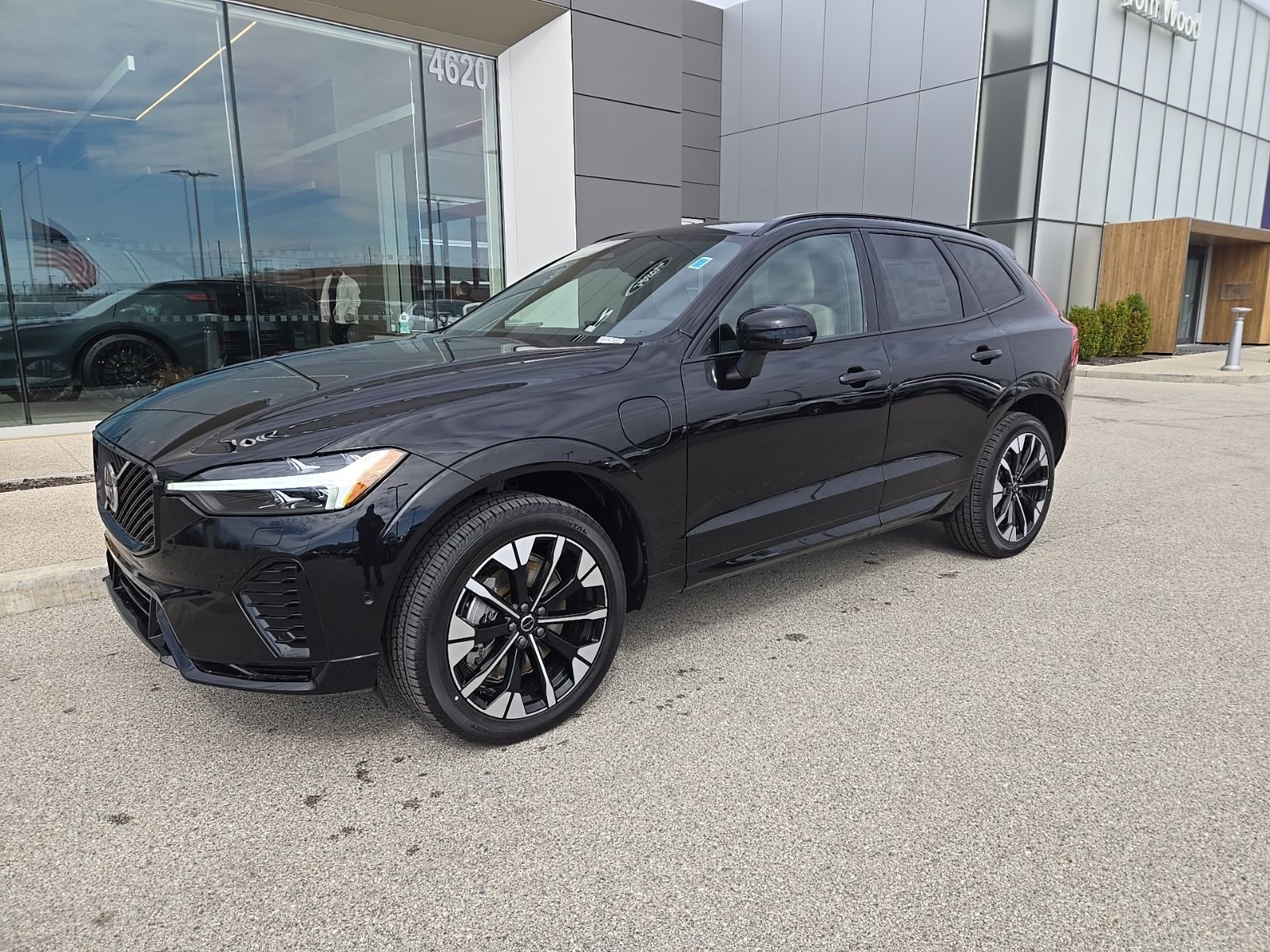 2026 VOLVO XC60