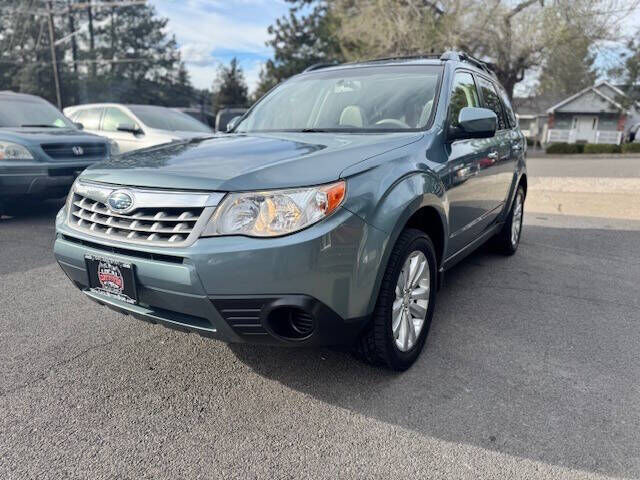 2011 SUBARU Forester