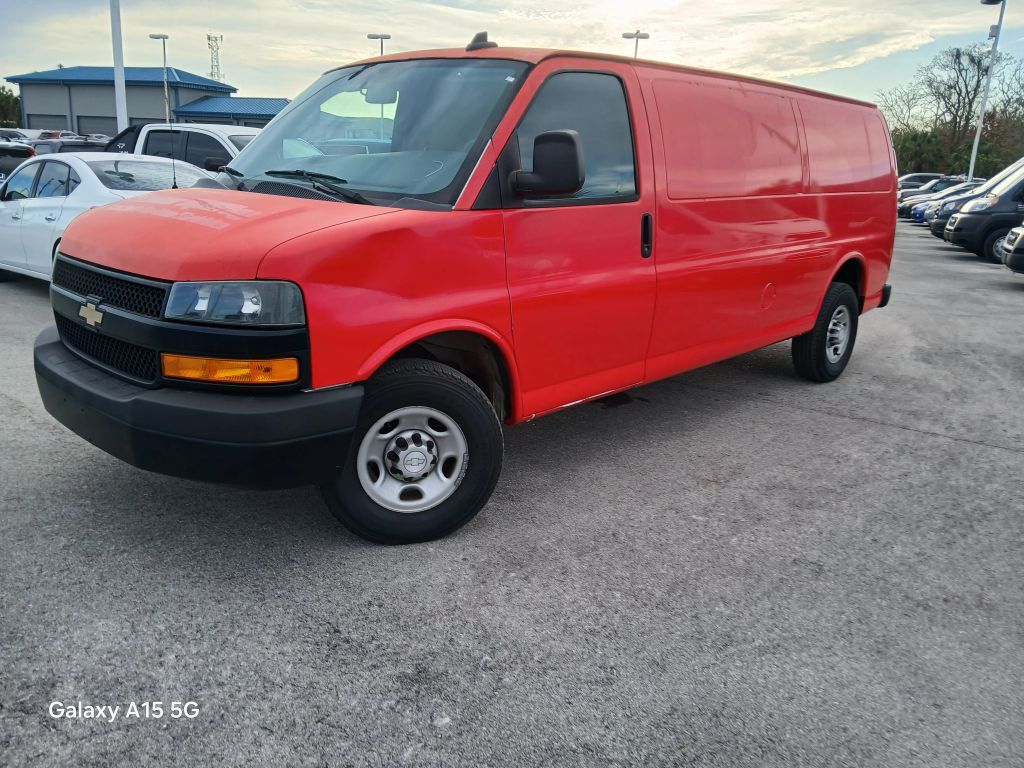 2018 CHEVROLET Express