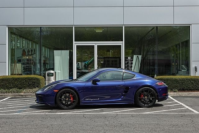 2024 PORSCHE 718