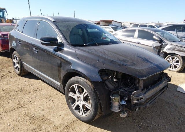 2015 VOLVO XC60