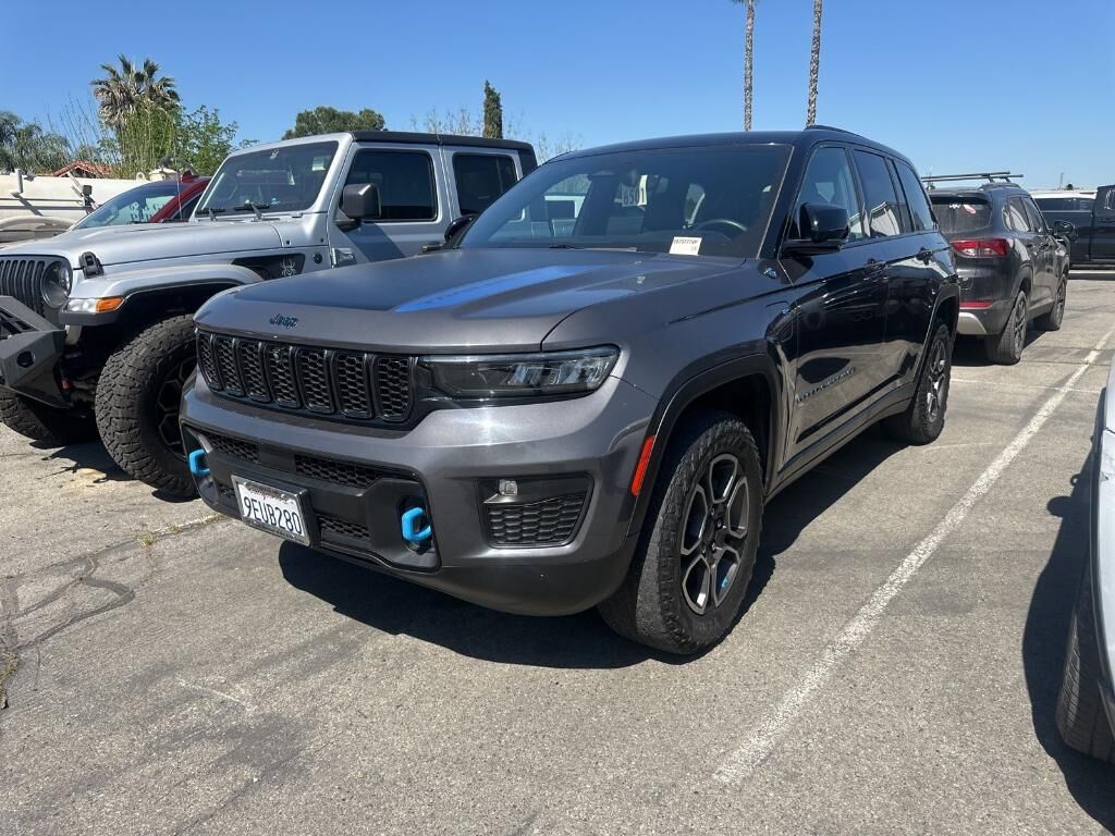 2022 JEEP Grand Cherokee