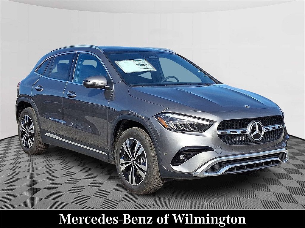 2026 MERCEDES-BENZ GLA-Class