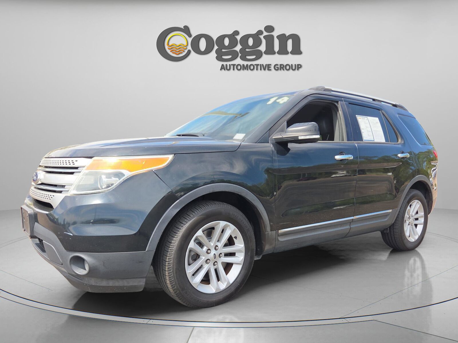 2014 FORD Explorer
